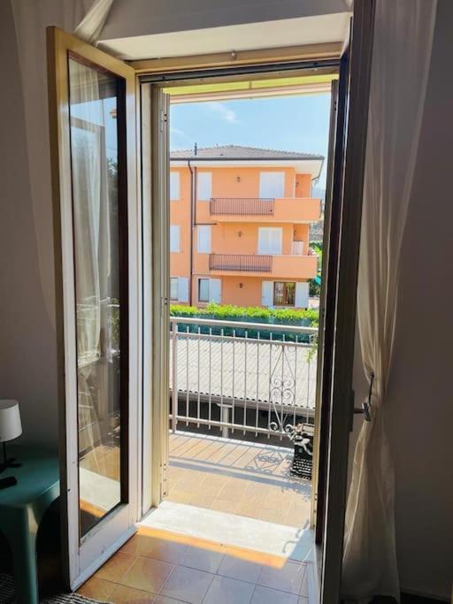 Apartment Al Lago, Torri Del Benaco Dış mekan fotoğraf