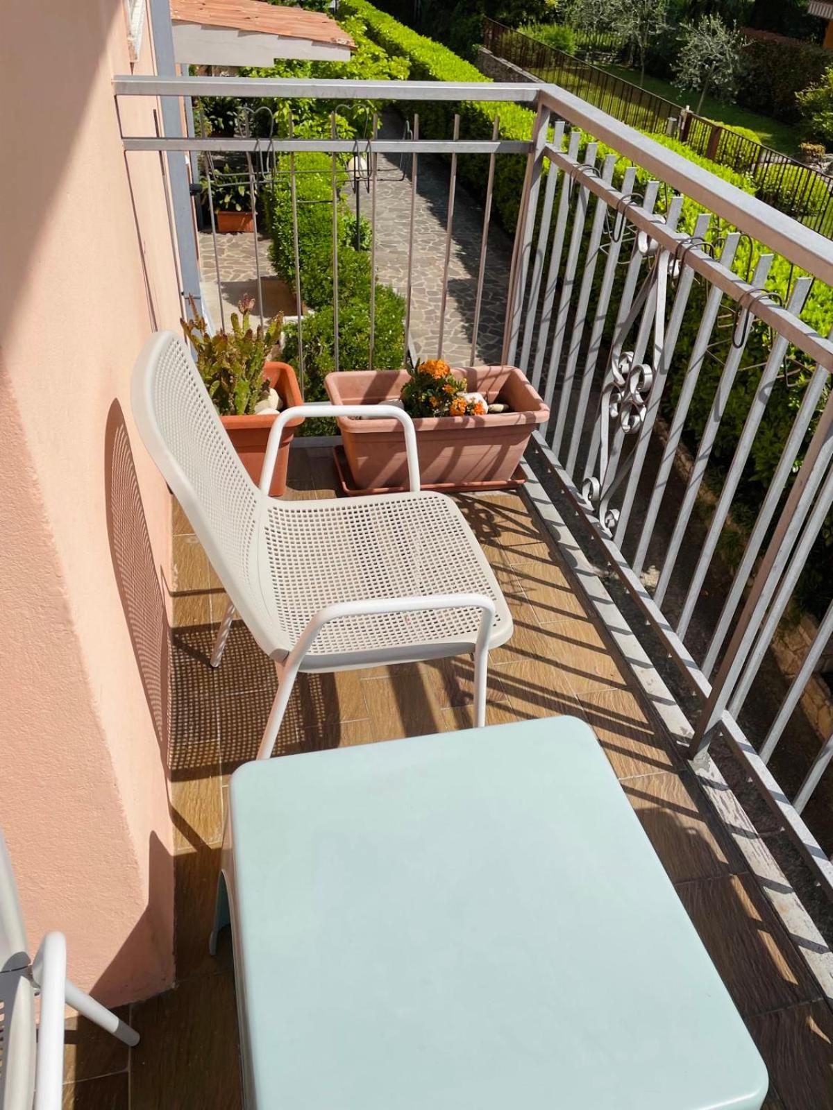 Apartment Al Lago, Torri Del Benaco Dış mekan fotoğraf